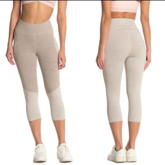 OUTDOOR VOICES Paneled Colorblock CapriLeggings L - Picture 1 of 9